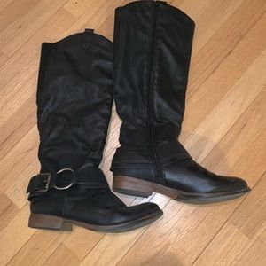 Crown Vintage boots